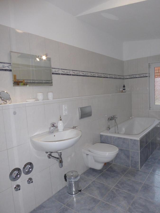 App. Weisses Haus Apartment Hohen Neuendorf Ngoại thất bức ảnh
